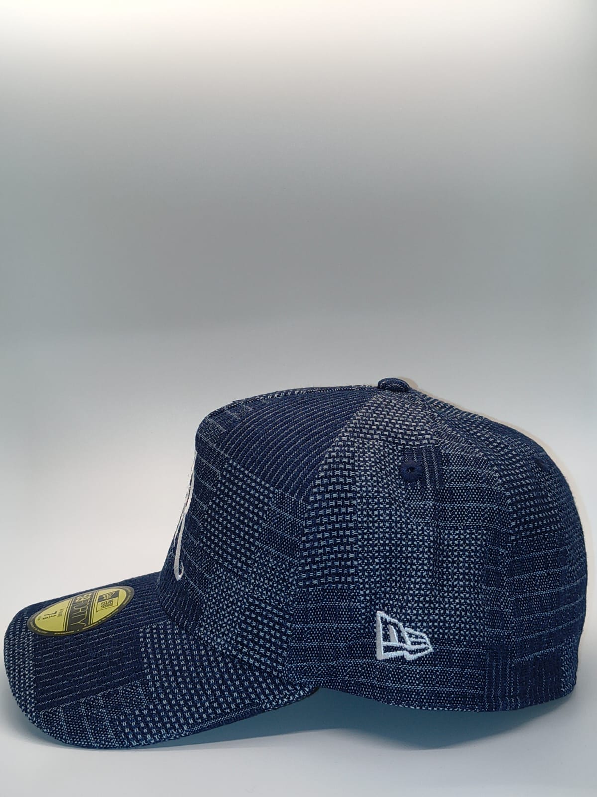 Gorra 7R New Era 59Forty jaspeada azul marino - vista lateral
